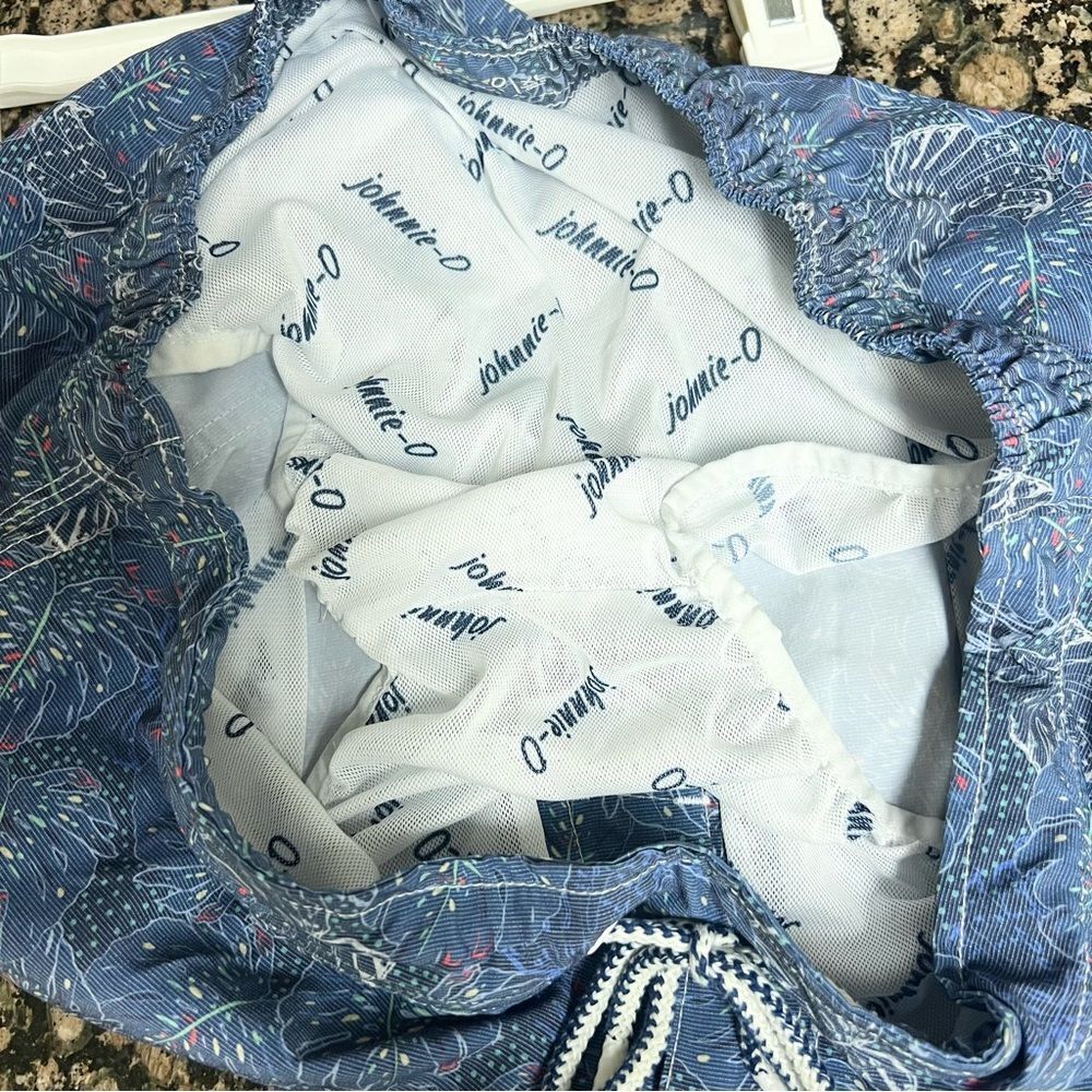 Johnnie O Swim Trunks Mens Size XL Beach Lined Blue Leaf Print Swim - Picture 6 of 7